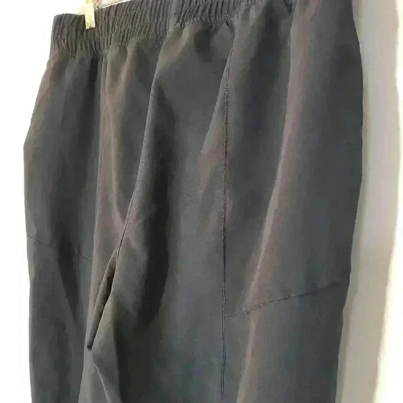 Yogaliscious Black Nylon Joggers Patch Pockets Elastic Waist Sz XL - Picture 2 of 9